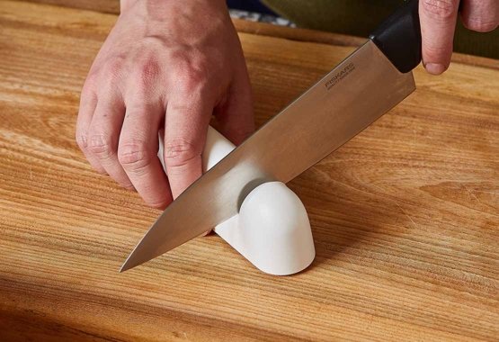 Aprenda las distintas técnicas de afilado de cuchillos